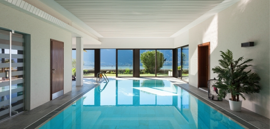 Осушение воздуха в комнате с басейном