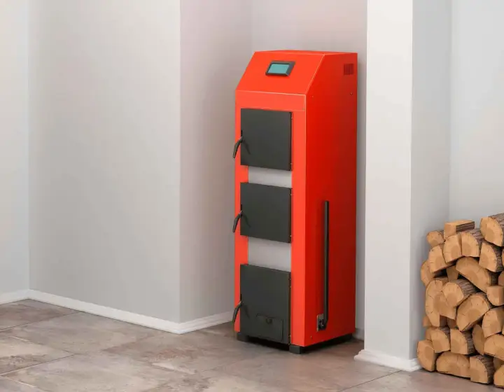 Монтаж твердотопливного котла