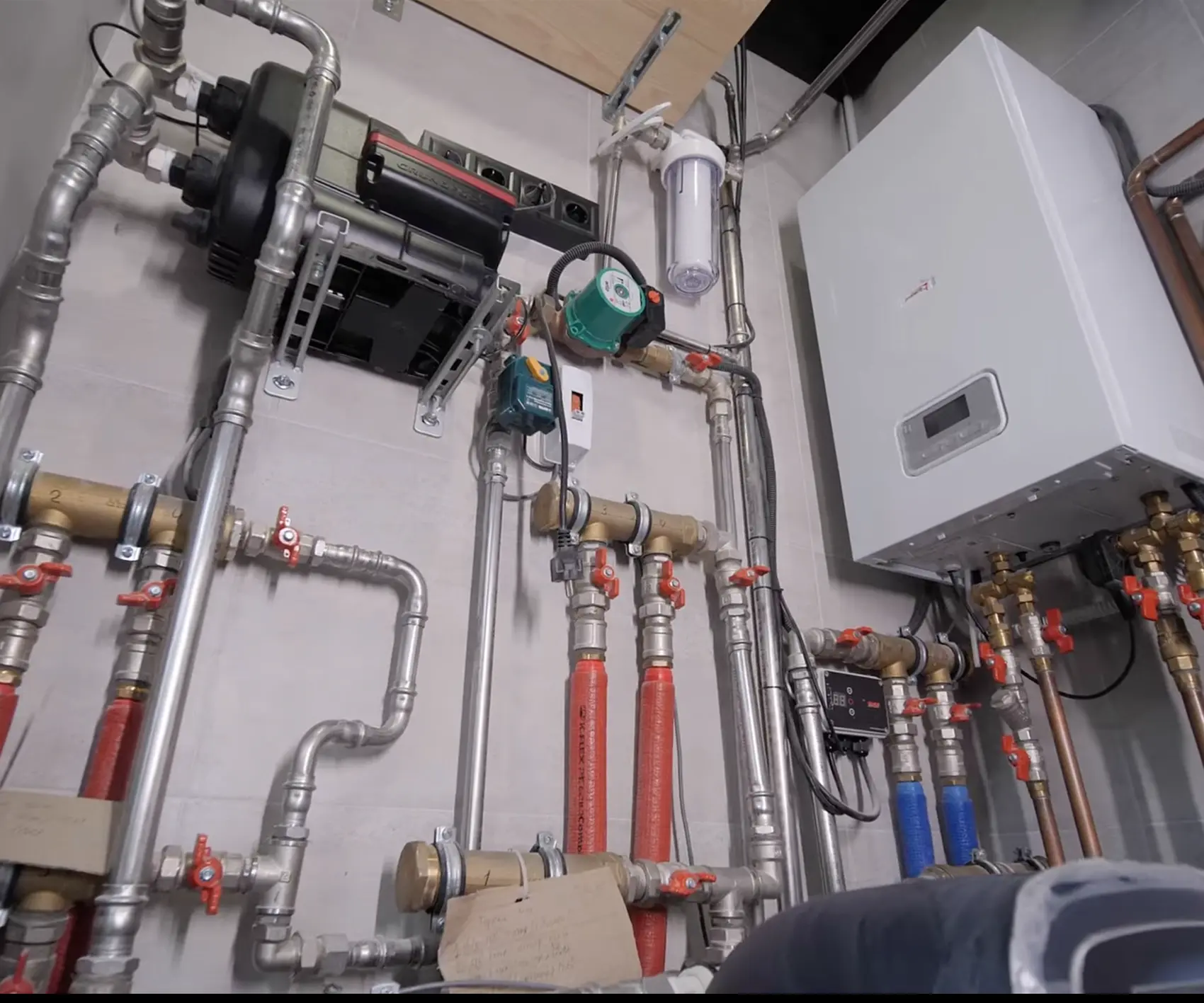 Комплекс инженерных систем в двухэтажном доме 260 м²