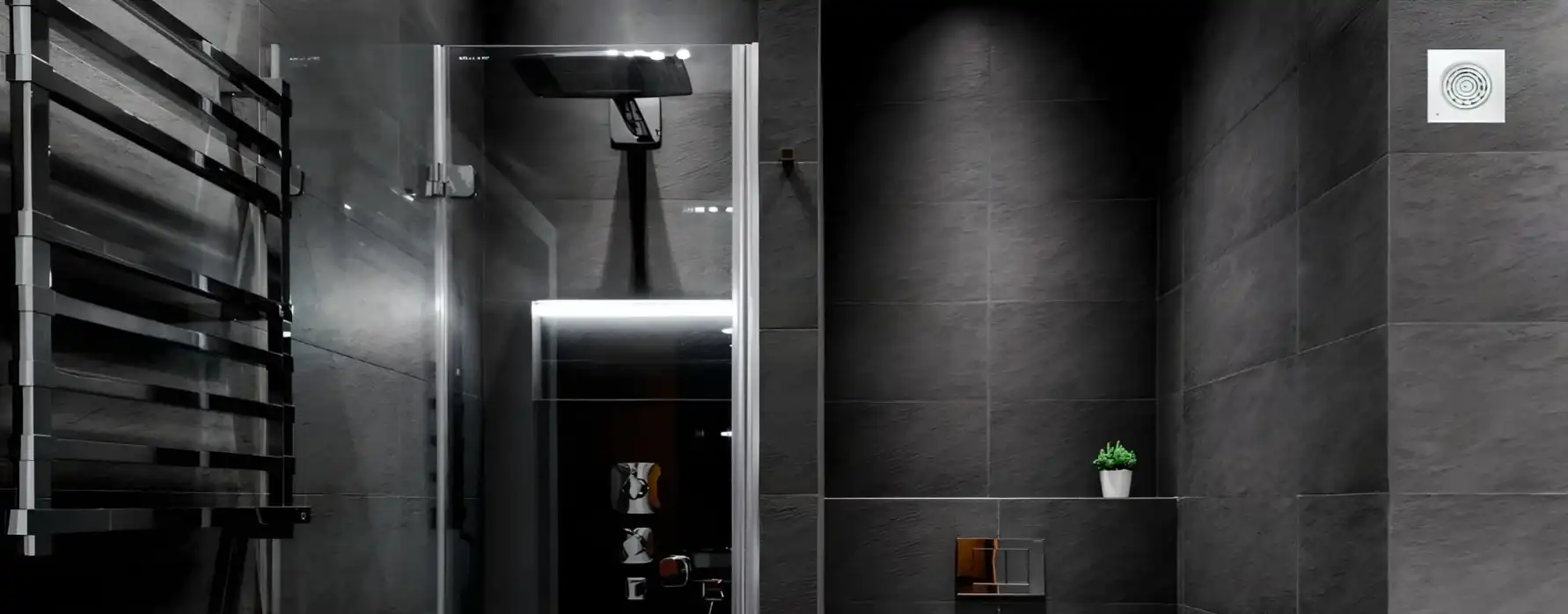 Витяжний вентилятор у ванній кімнаті