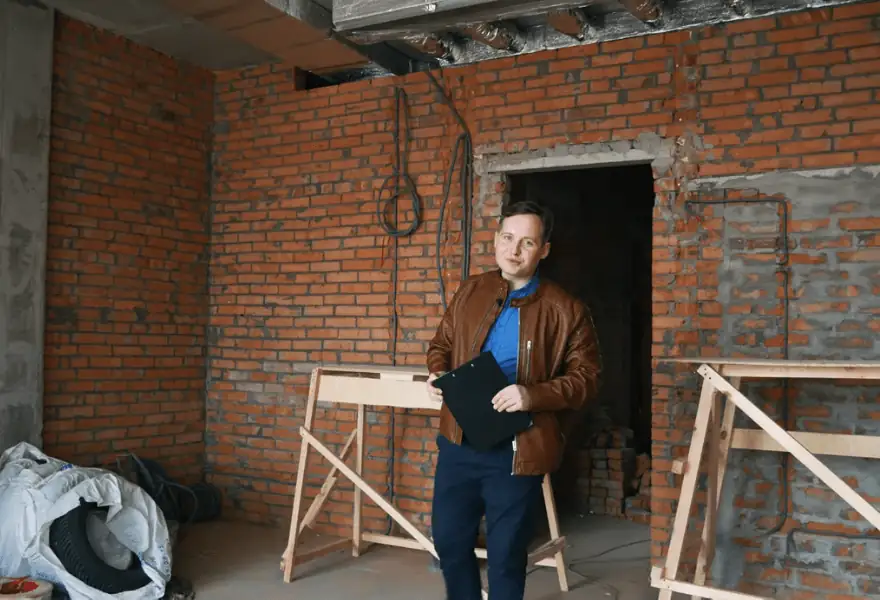 Специалист Альтер Эйр на объекте 