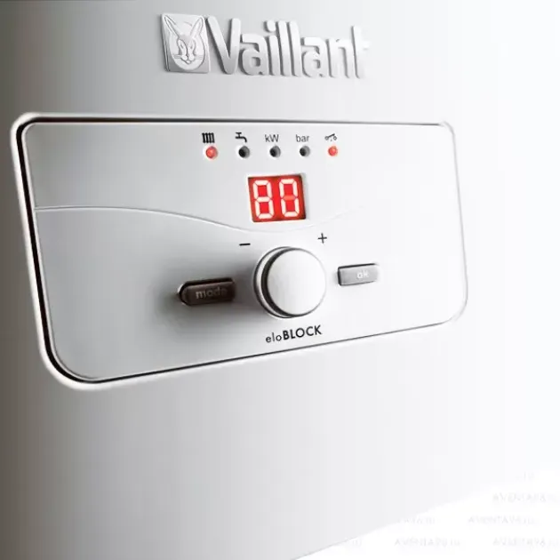 Vaillant eloBLOCK VE28/14 ЕU II (7 + 7 + 7 + 7 кВт) - панель управління котла, фото - 2